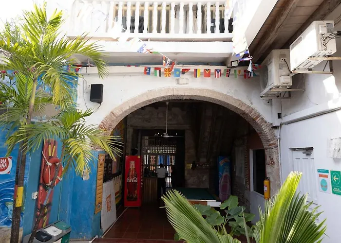 The Hostels Media Luna Cartagena