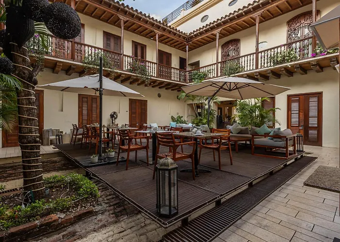 5 star hotel: Ananda Hotel Boutique