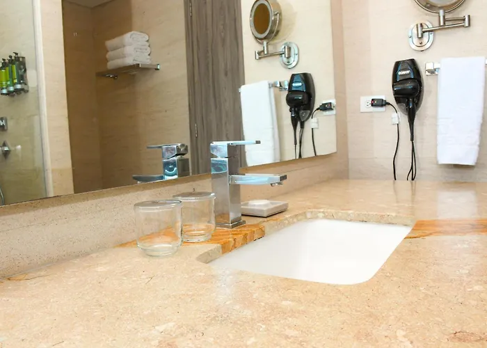 Hotels with tennis Las Americas Torre Del Mar